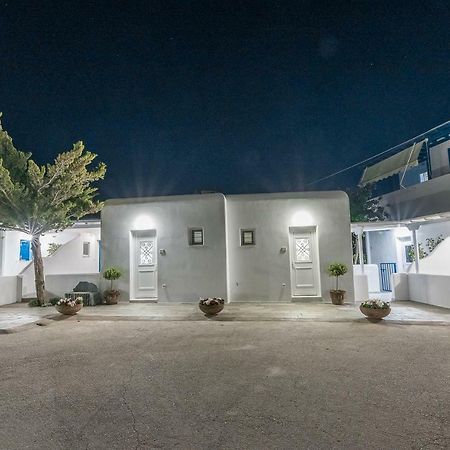Flora'S Houses Mykonos Klouvas Exterior photo