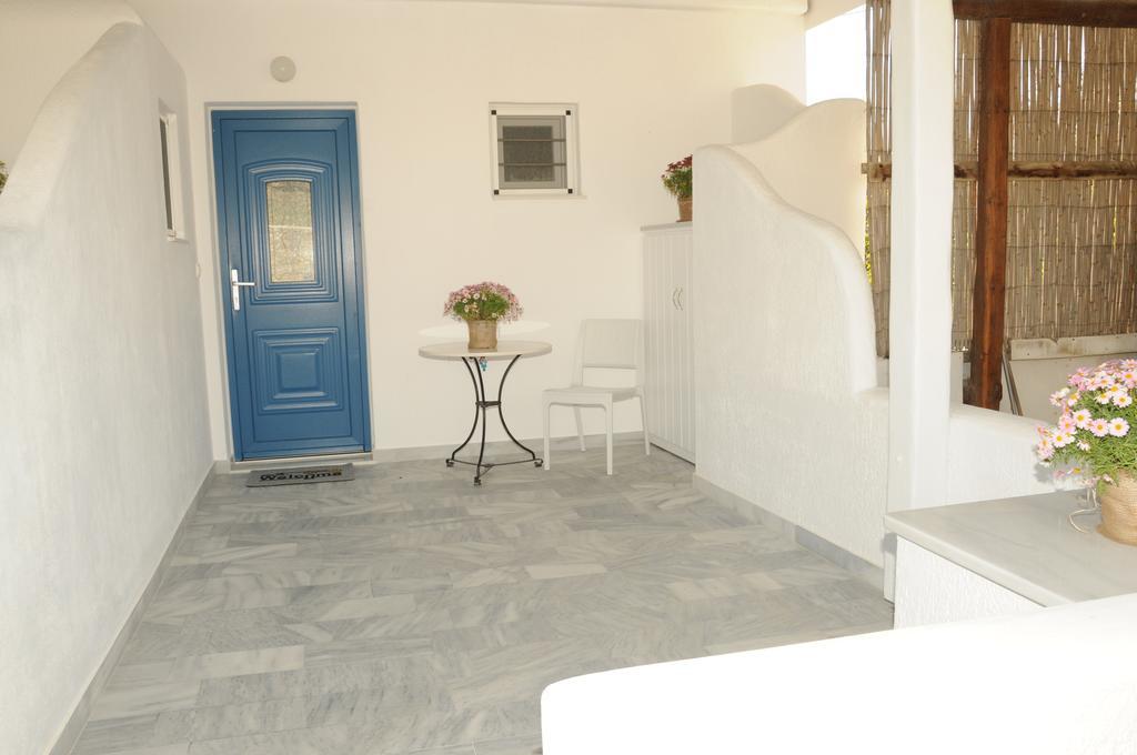 Flora'S Houses Mykonos Klouvas Exterior photo